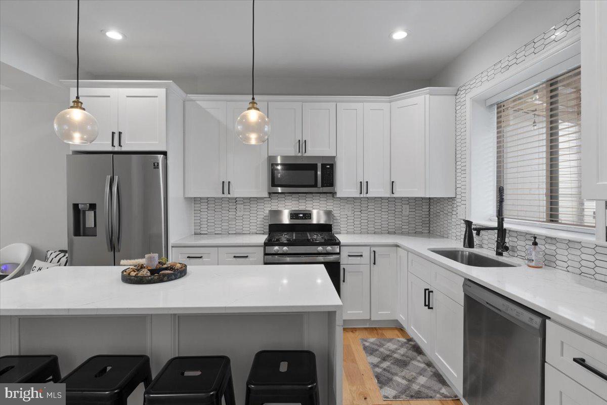 2312 Ashland Ave