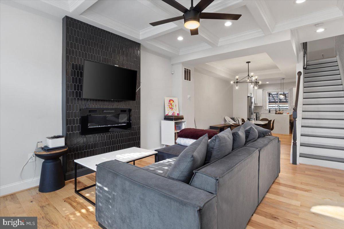 2312 Ashland Ave
