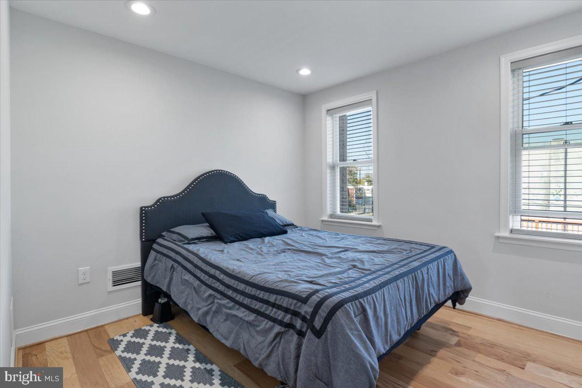 2312 Ashland Ave