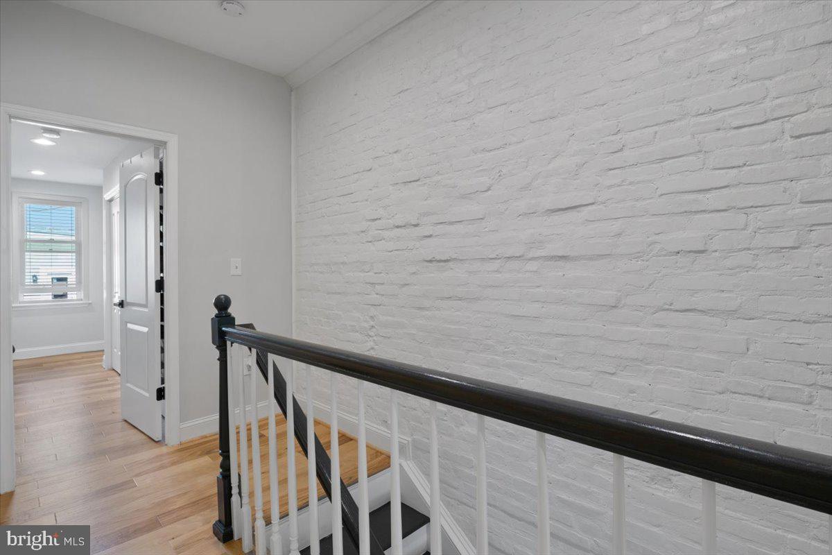 2312 Ashland Ave