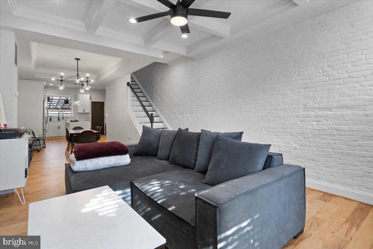 2312 Ashland Ave