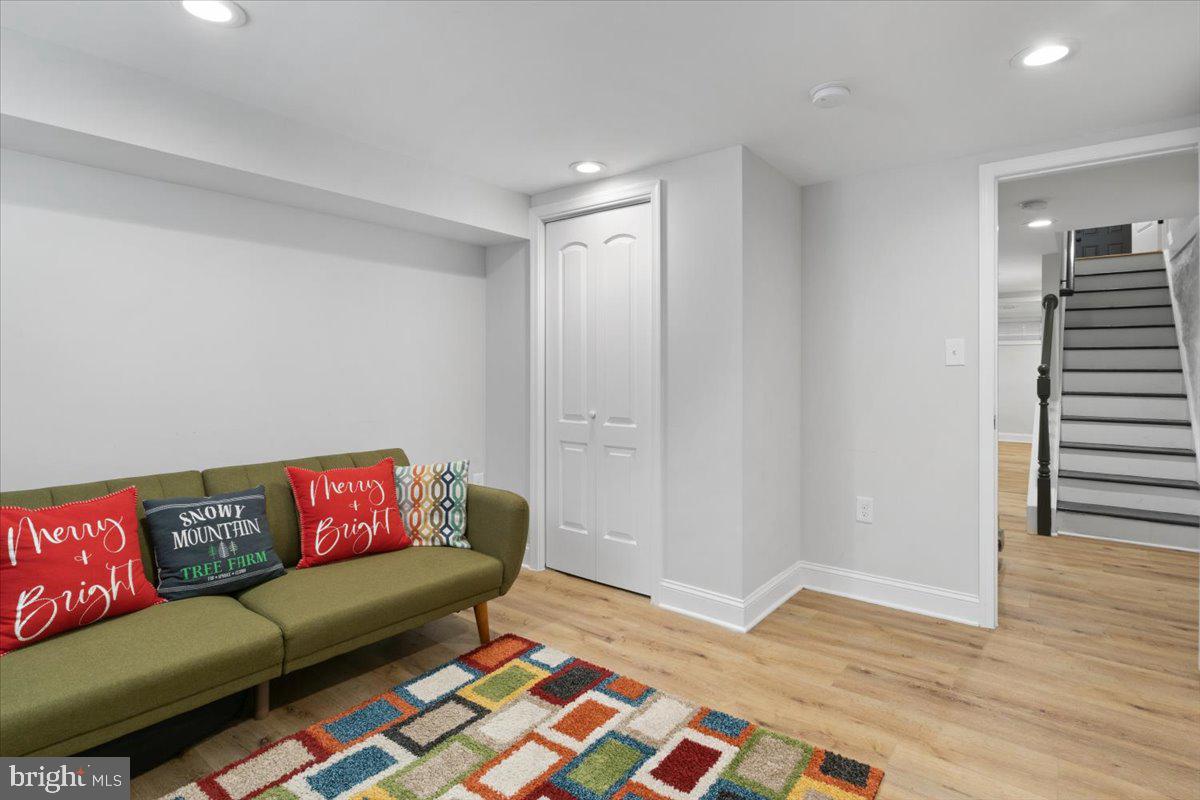 2312 Ashland Ave