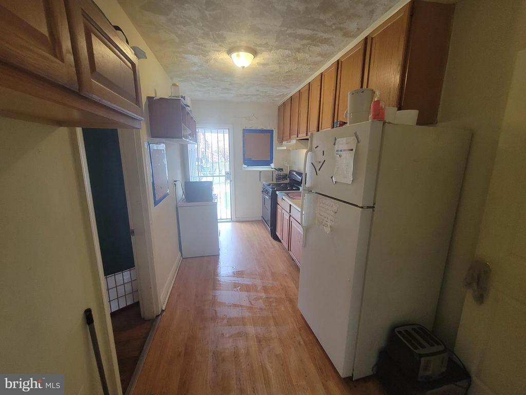 4228 Pimlico Rd