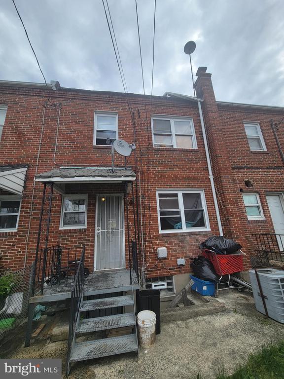4228 Pimlico Rd