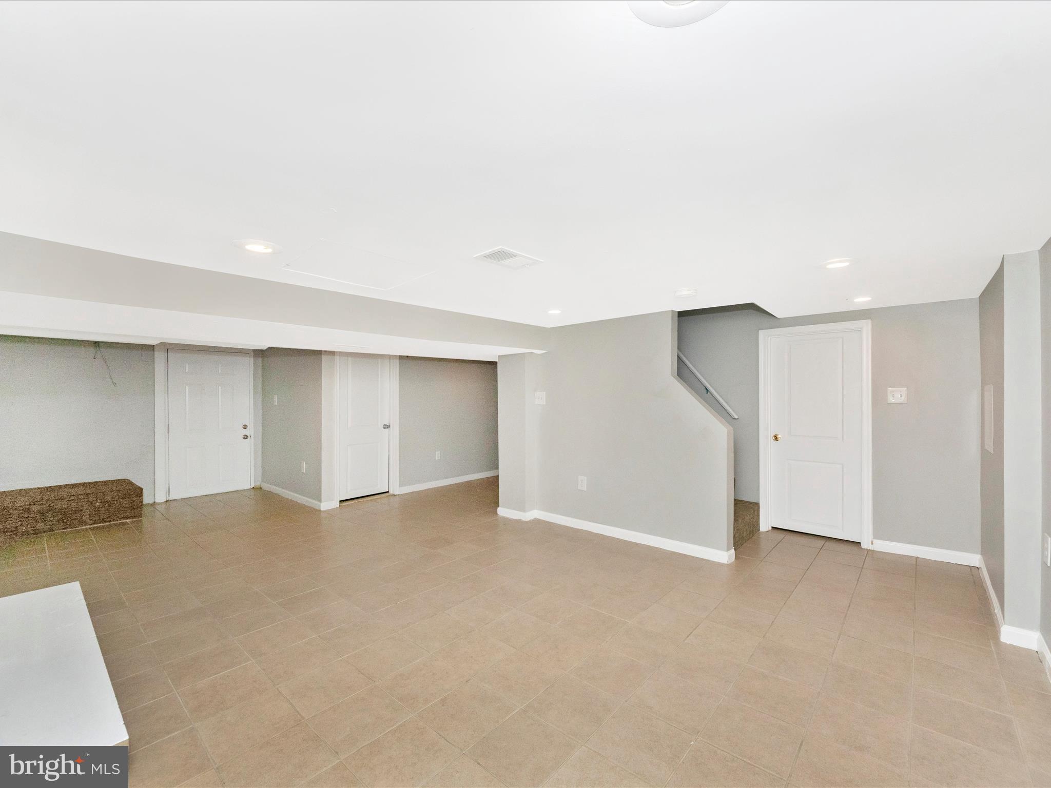 1610 Howard Ave