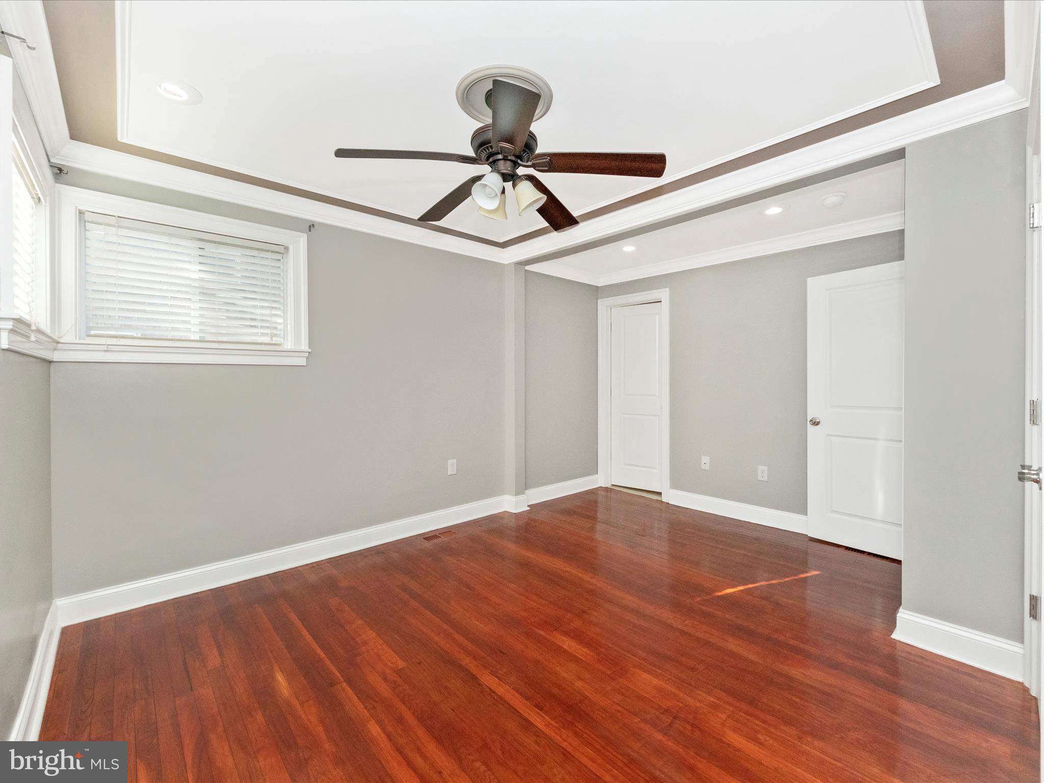 1610 Howard Ave