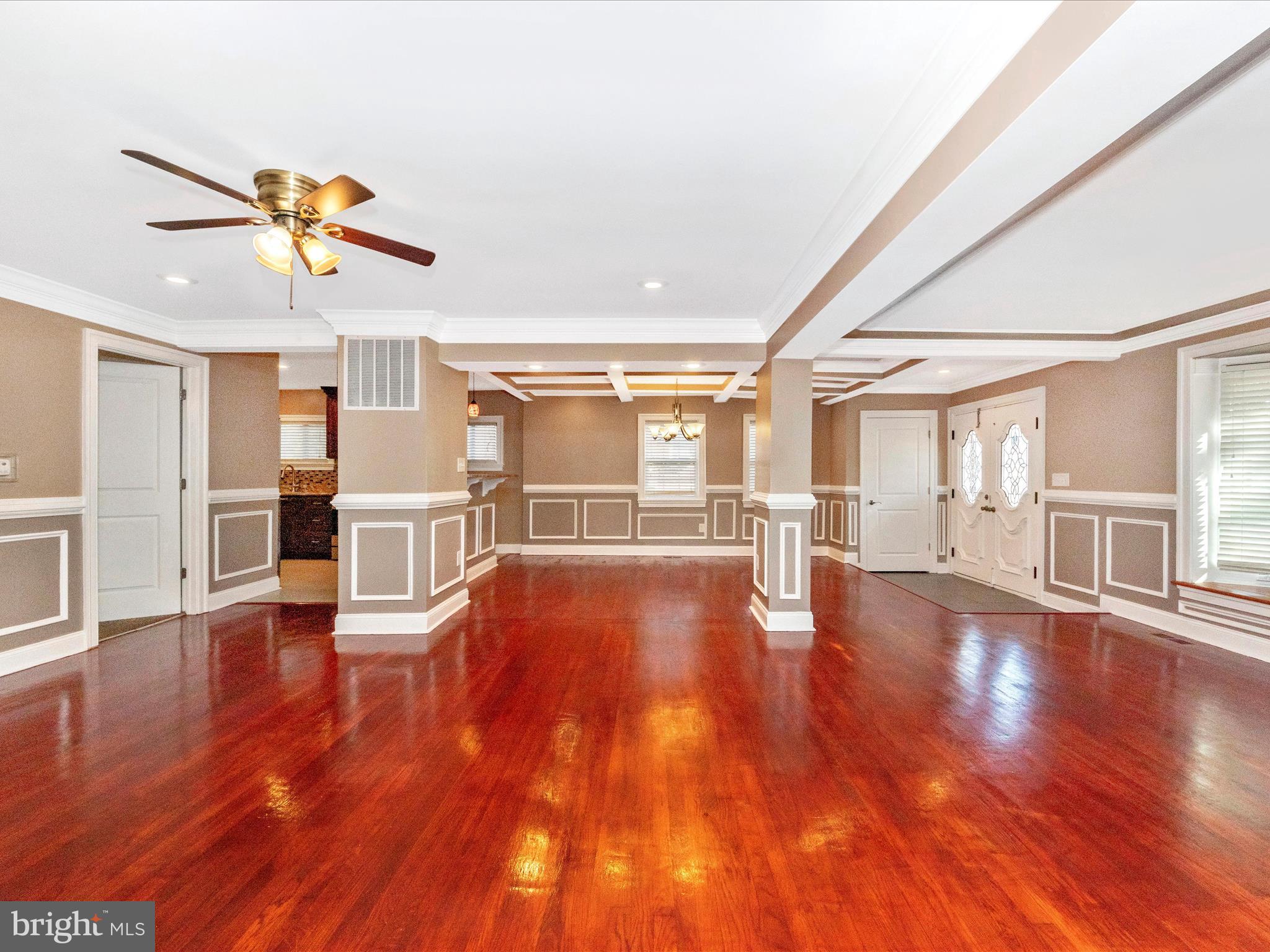 1610 Howard Ave