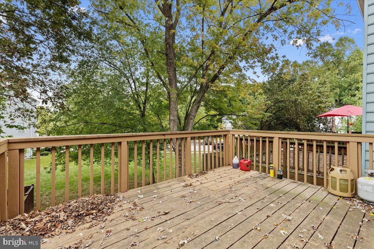 9411 Chippenham Dr