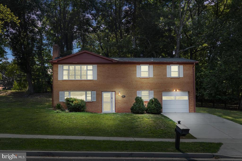 6507 Pepin Dr
