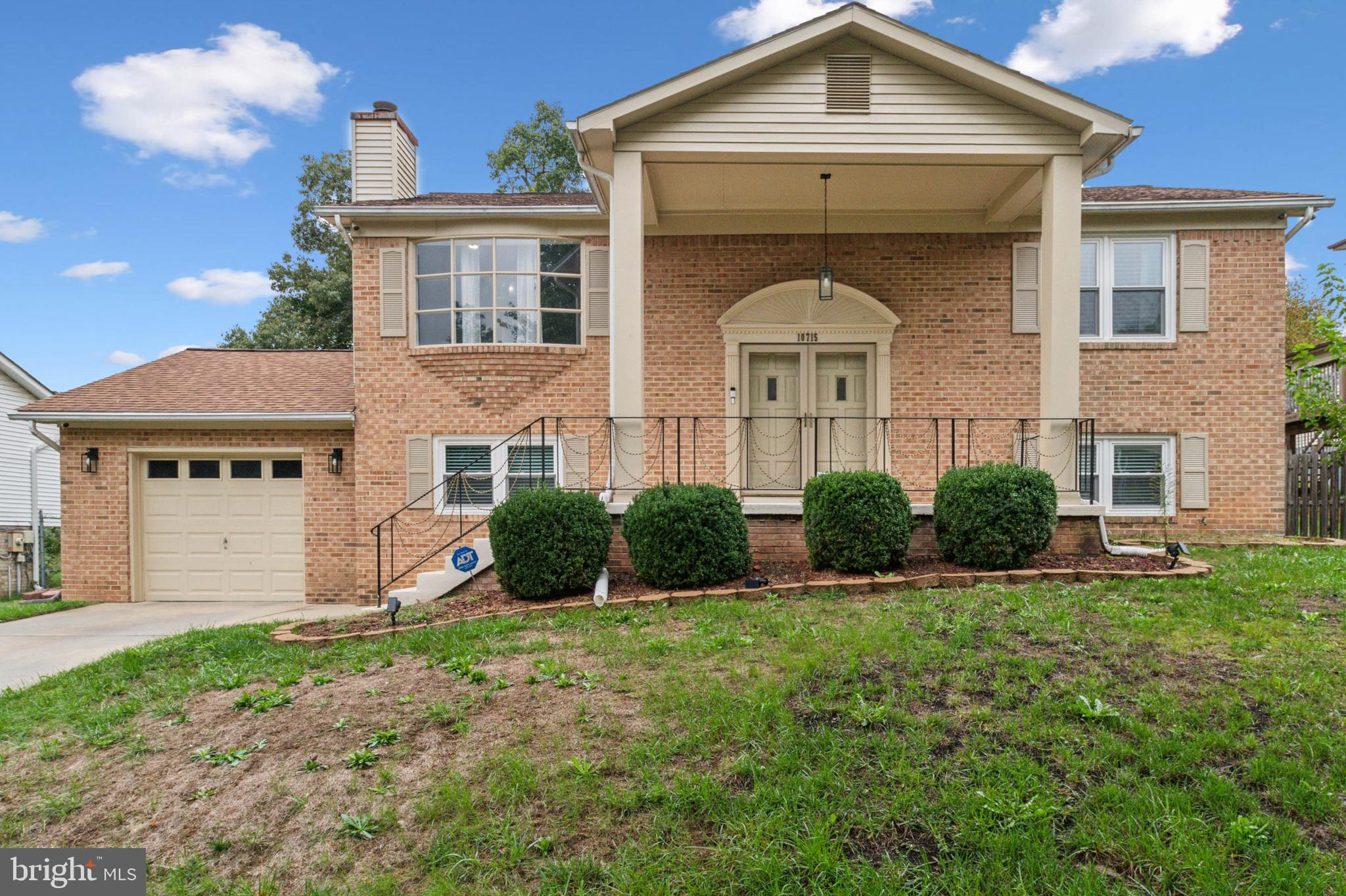 10715 Dragoo Pl