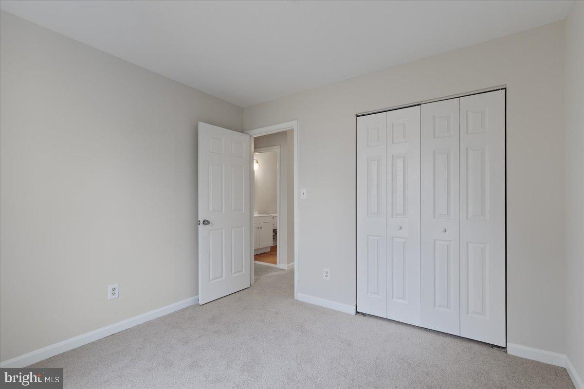 4633 Colonel Fenwick Pl