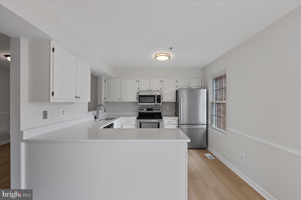 4633 Colonel Fenwick Pl