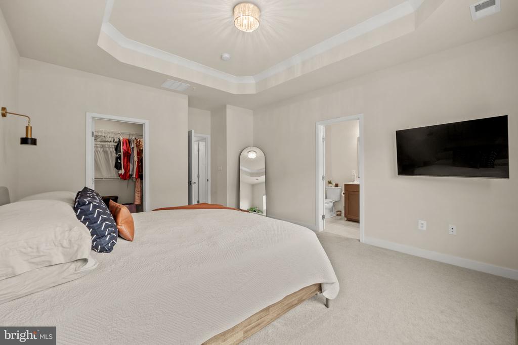 11232 MERIDIAN HILL WAY