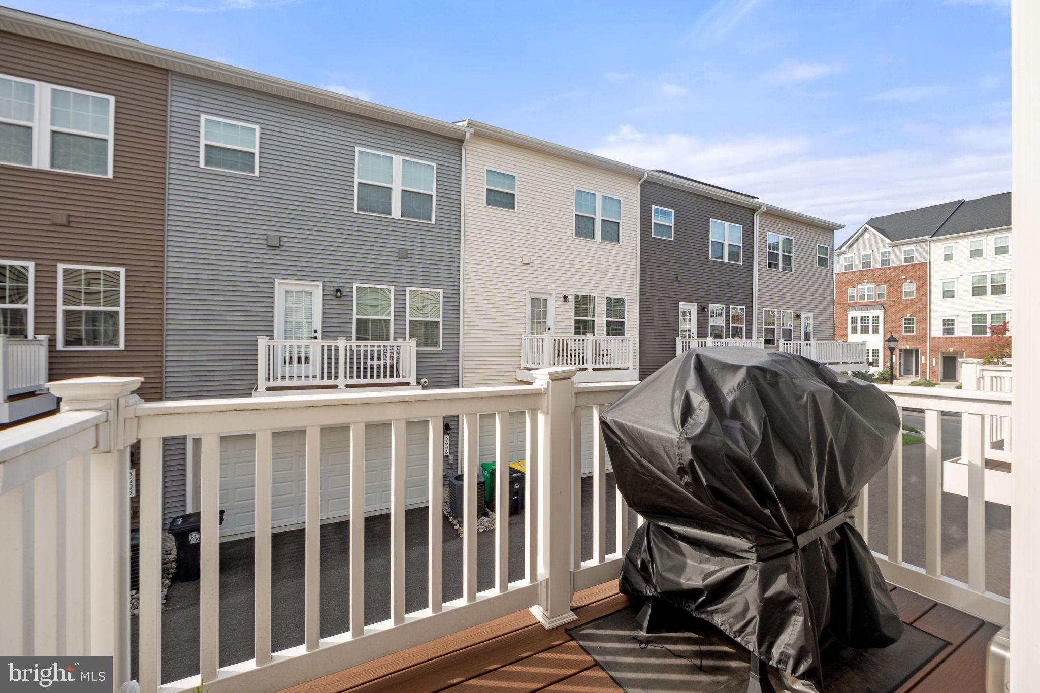 11232 MERIDIAN HILL WAY