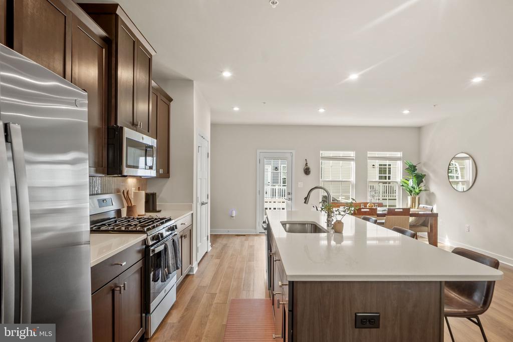 11232 MERIDIAN HILL WAY