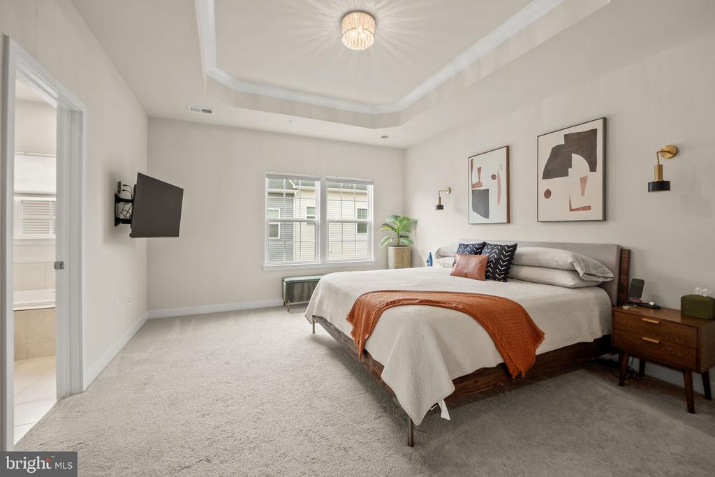 11232 MERIDIAN HILL WAY