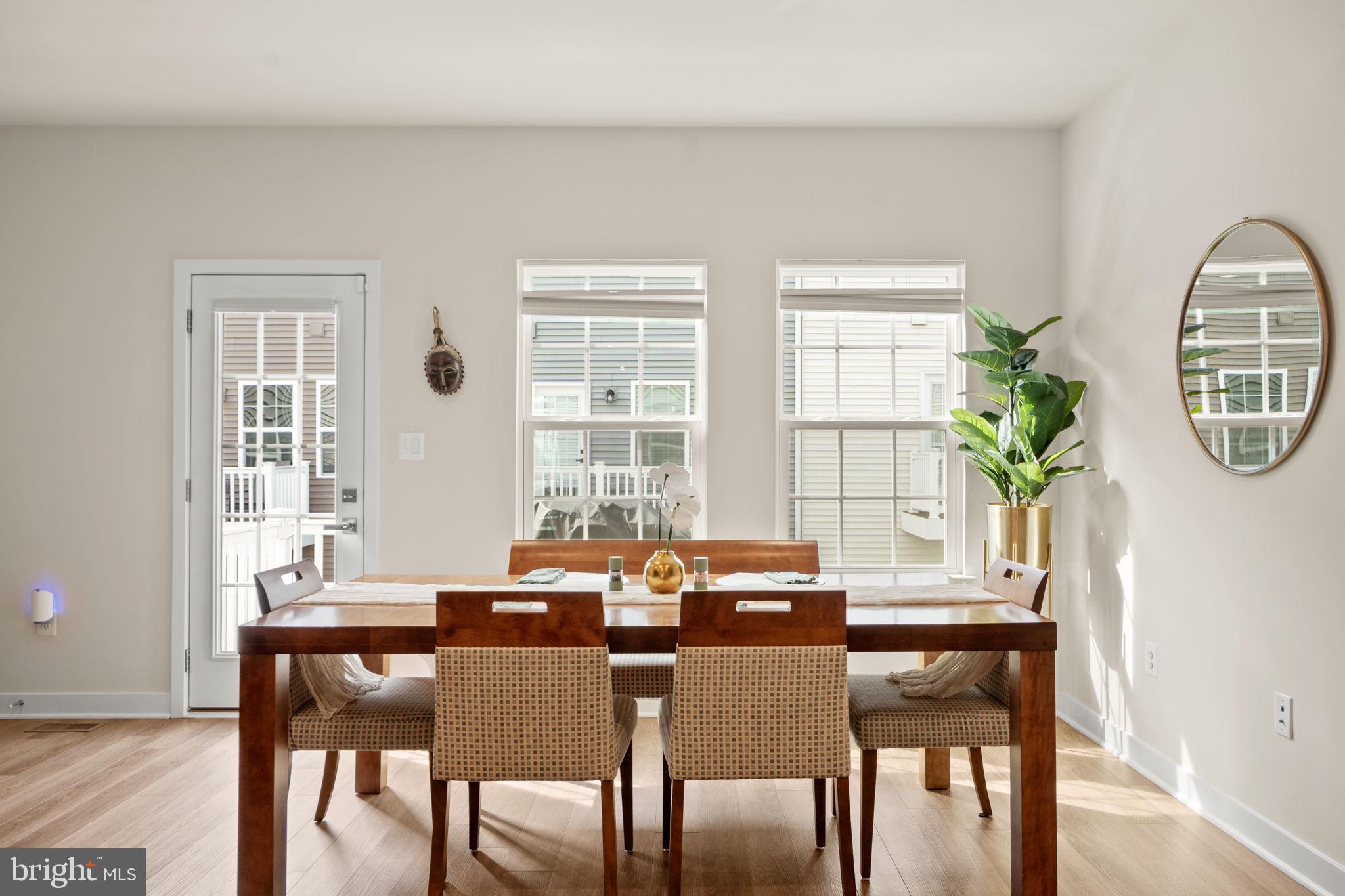 11232 MERIDIAN HILL WAY