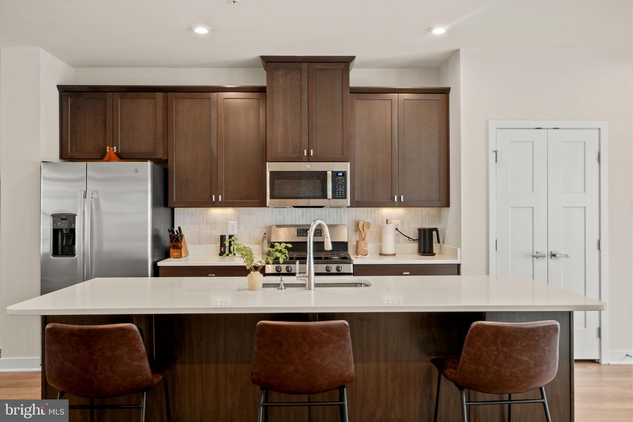 11232 MERIDIAN HILL WAY