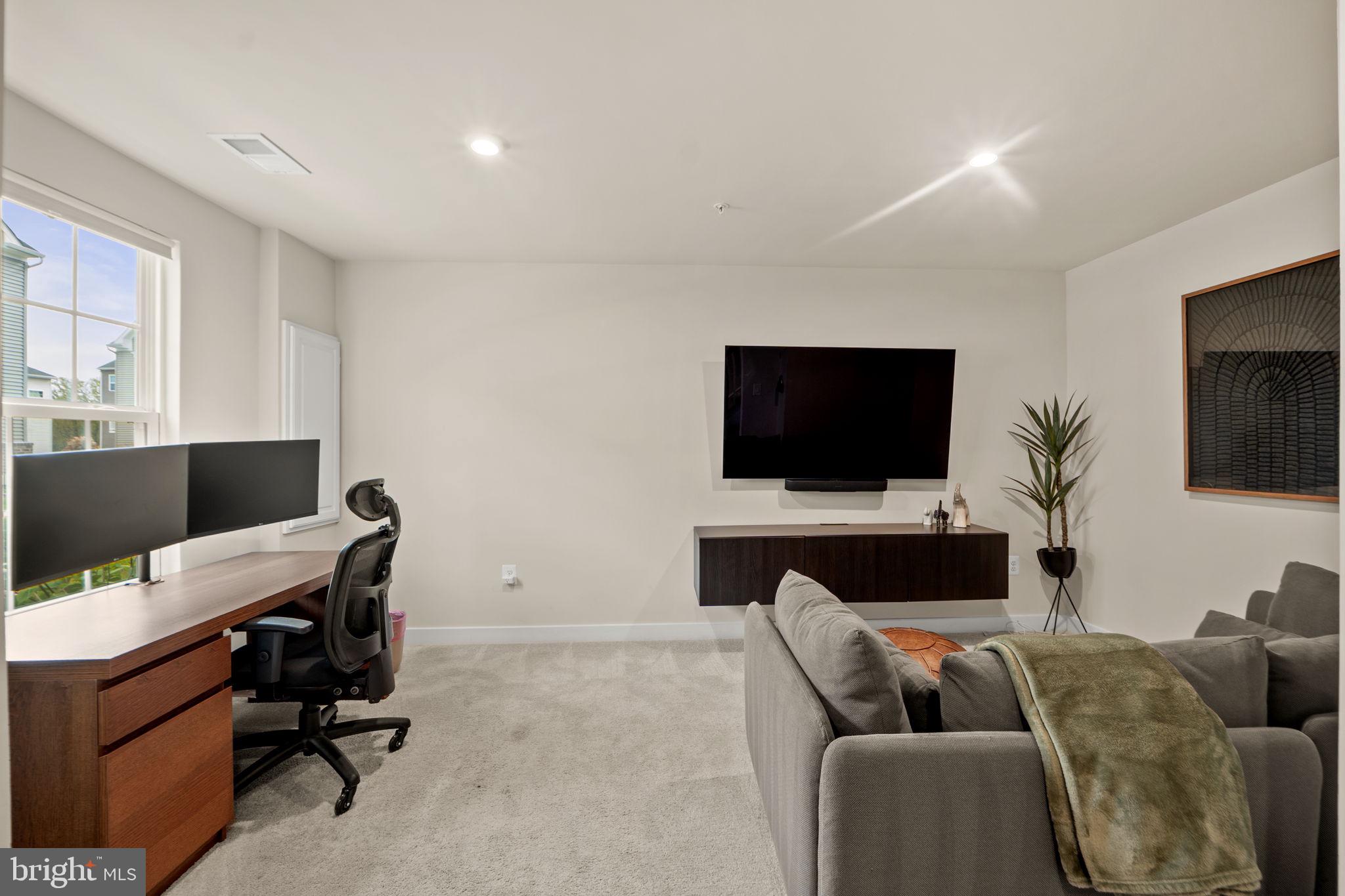 11232 MERIDIAN HILL WAY