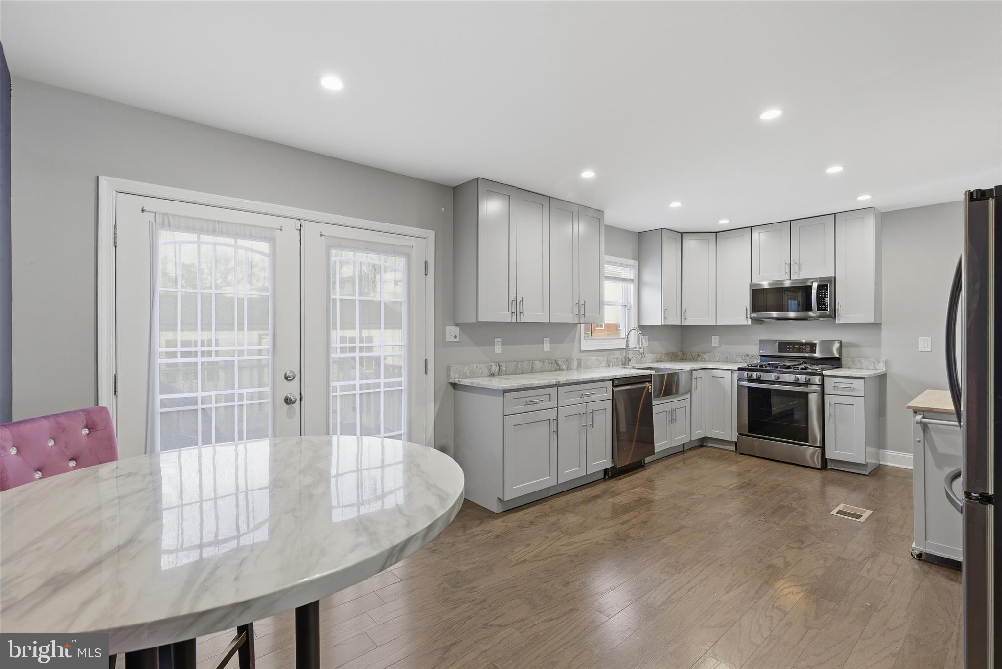 6512 SEAT PLEASANT DRIVE