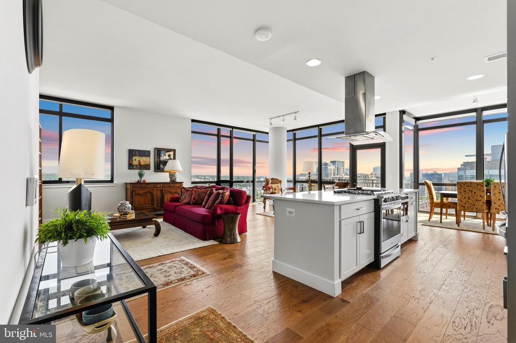 2000 CLARENDON BOULEVARD 1105