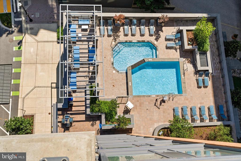 2000 CLARENDON BOULEVARD 1105