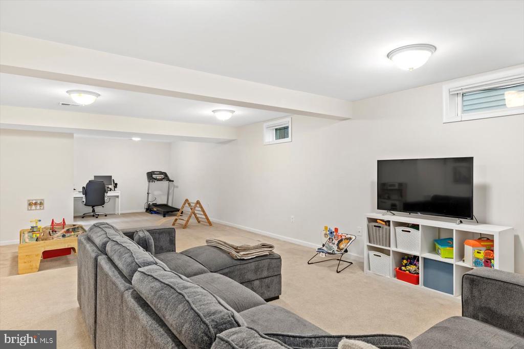 12122 MAJESTIC PLACE