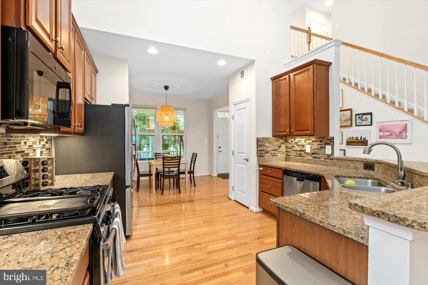 12122 MAJESTIC PLACE