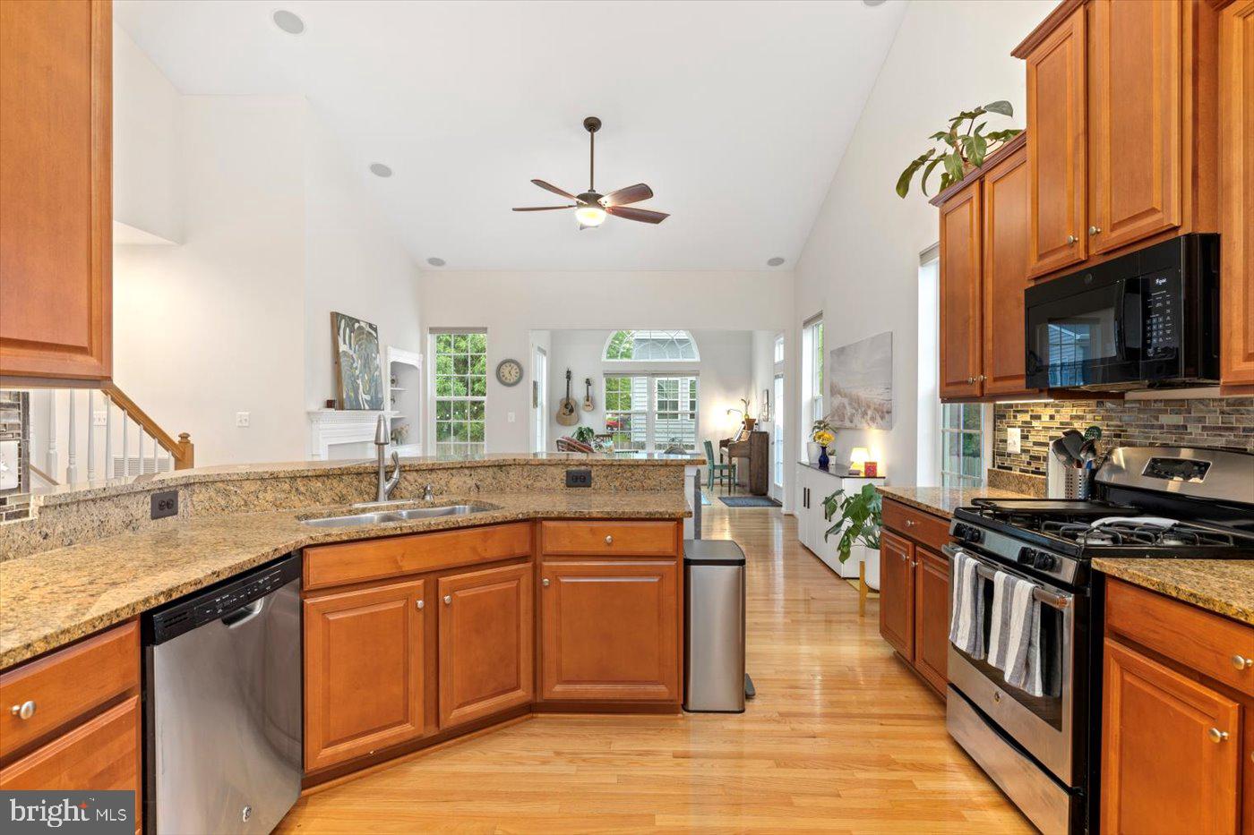 12122 MAJESTIC PLACE