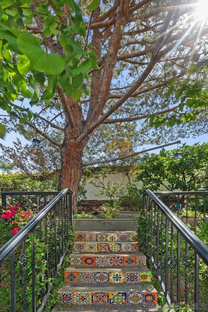 16938 Robins Nest Way Unit 3
