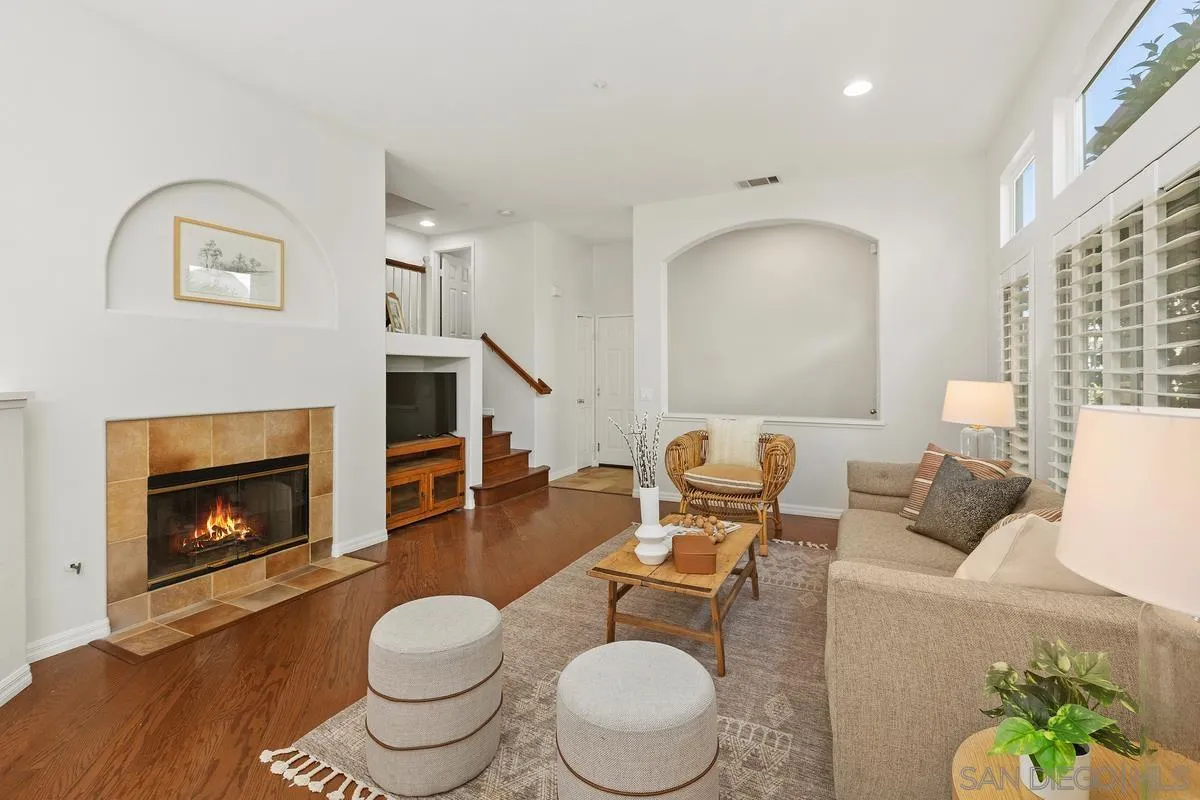 16938 Robins Nest Way Unit 3