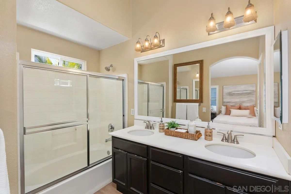 16938 Robins Nest Way Unit 3