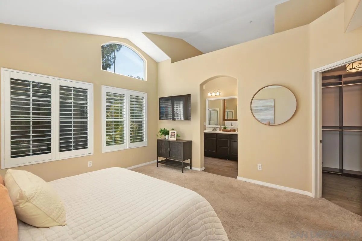 16938 Robins Nest Way Unit 3