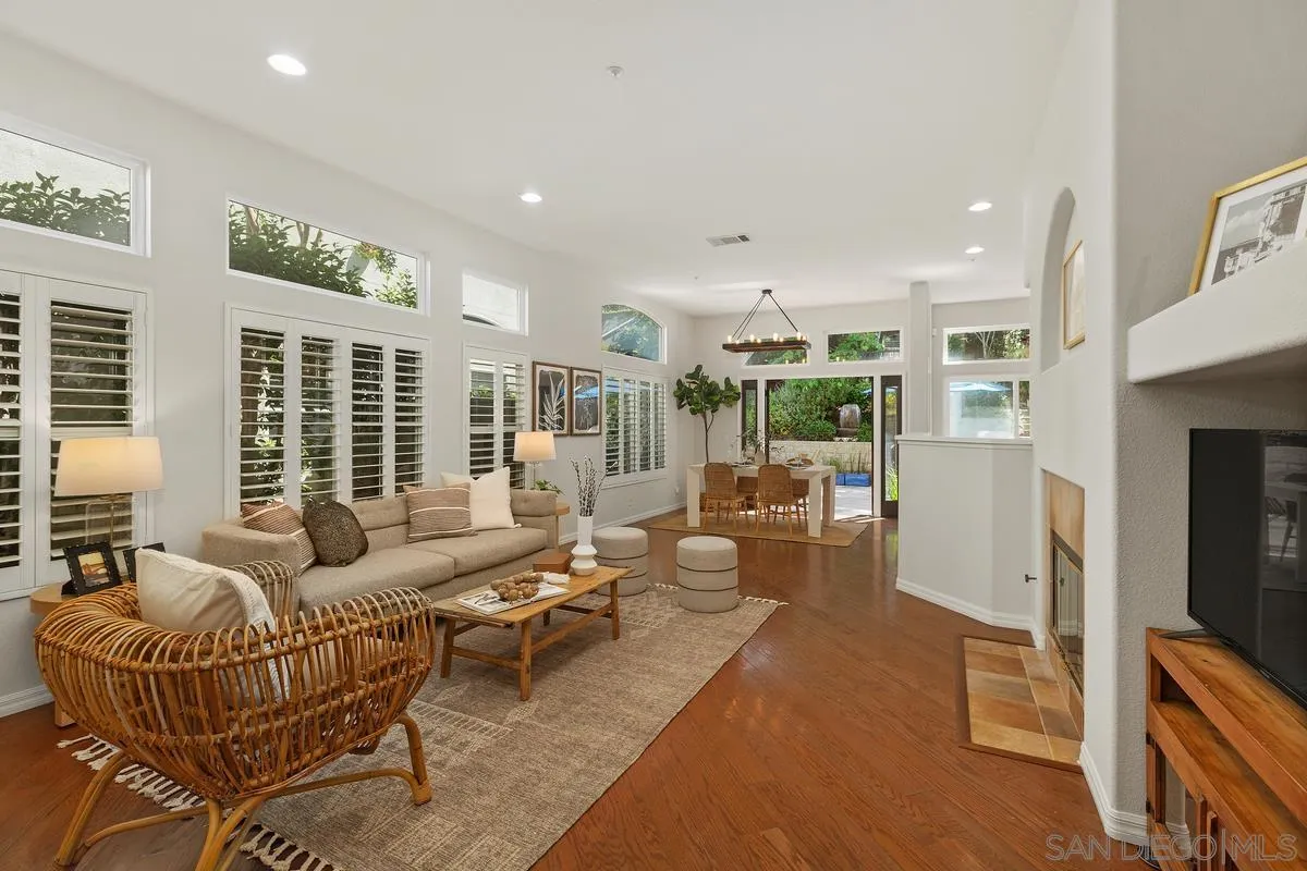 16938 Robins Nest Way Unit 3