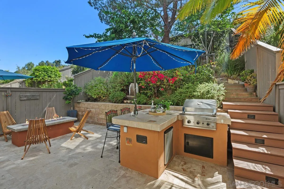 16938 Robins Nest Way Unit 3