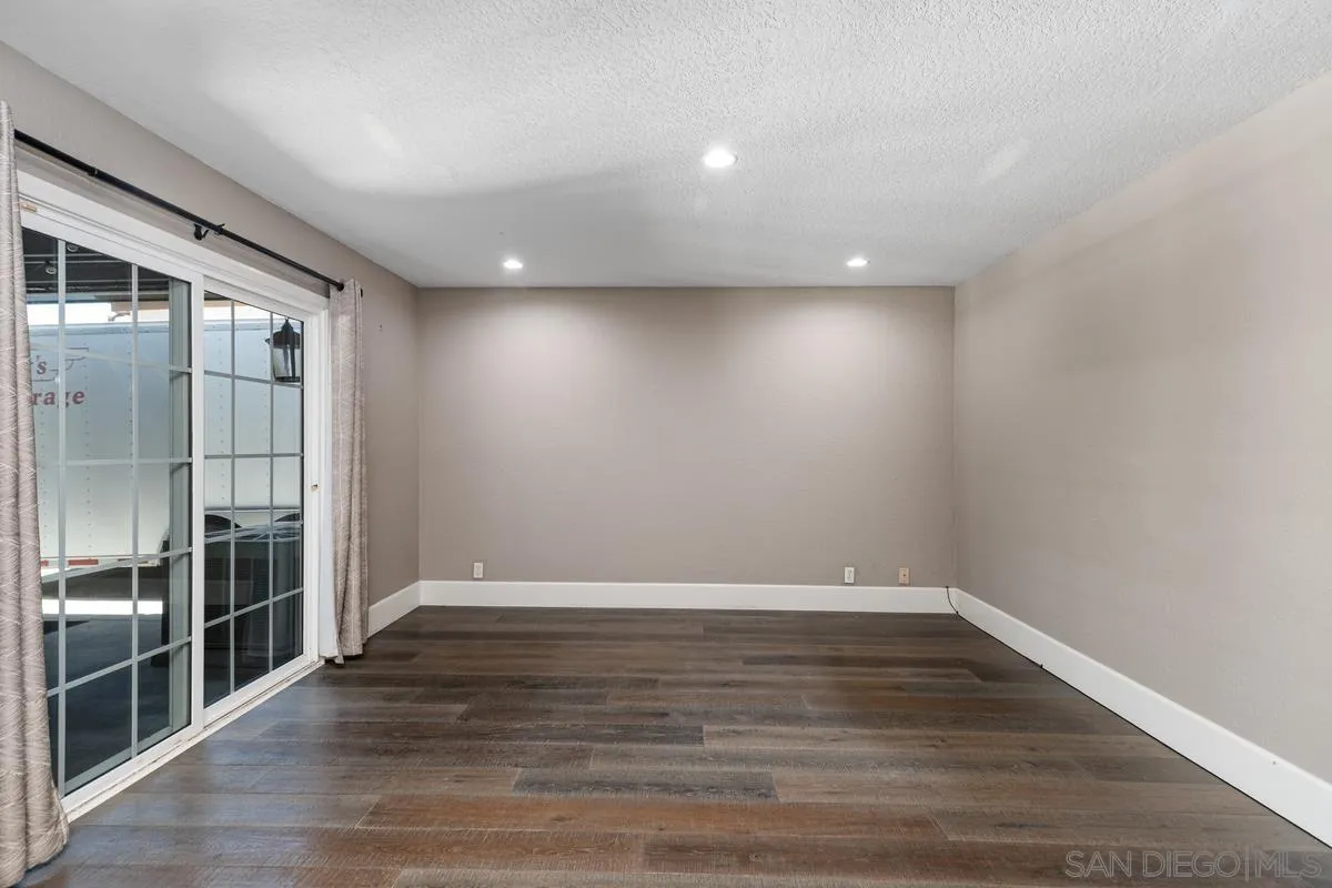 9388 Warbler Ave