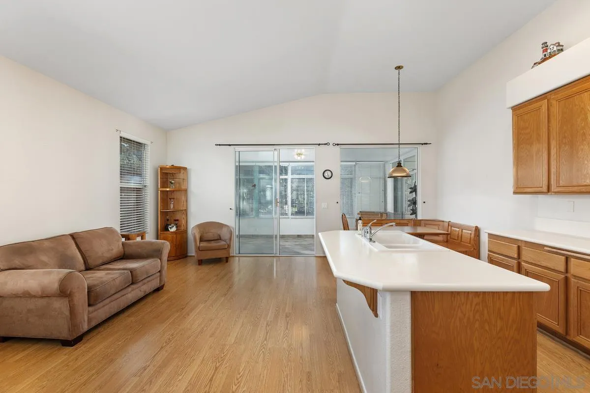 1027 Honeysuckle Dr