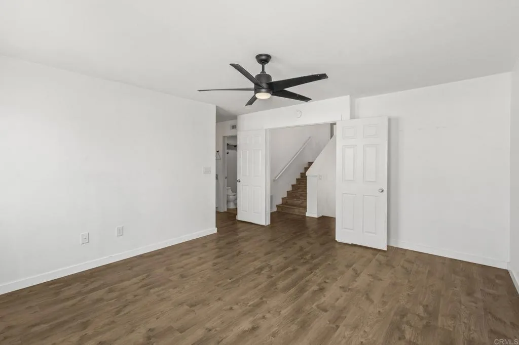 10525 Flora Verda Court
