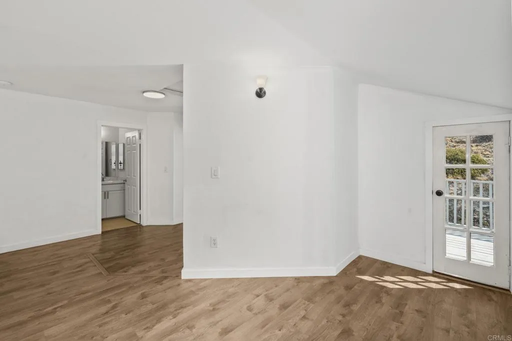 10525 Flora Verda Court