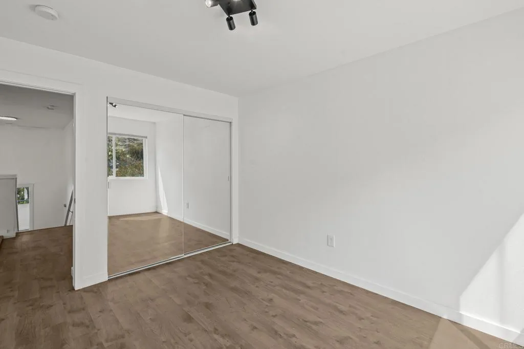 10525 Flora Verda Court