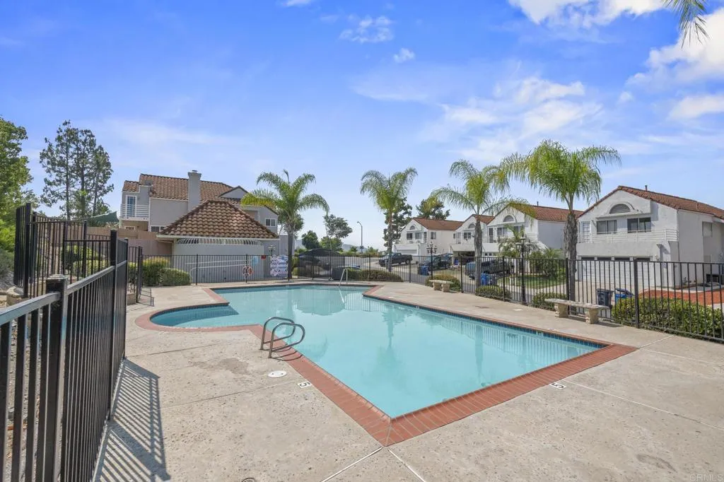 10525 Flora Verda Court