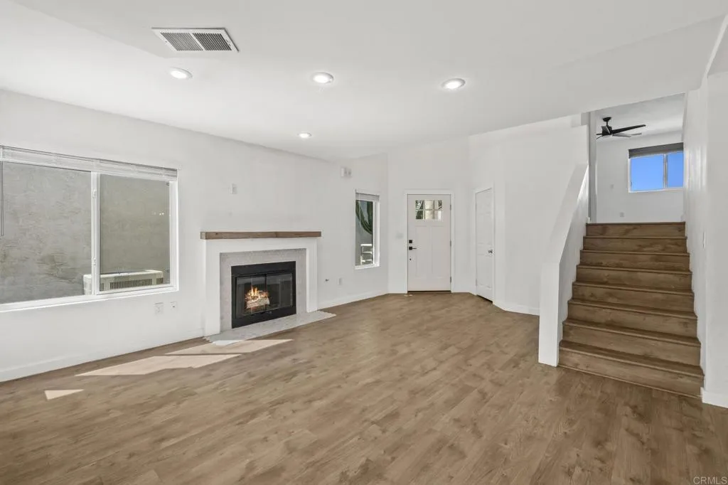 10525 Flora Verda Court