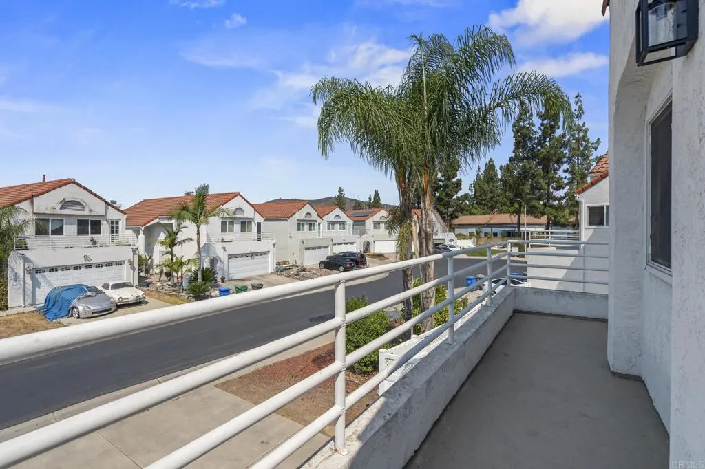 10525 Flora Verda Court