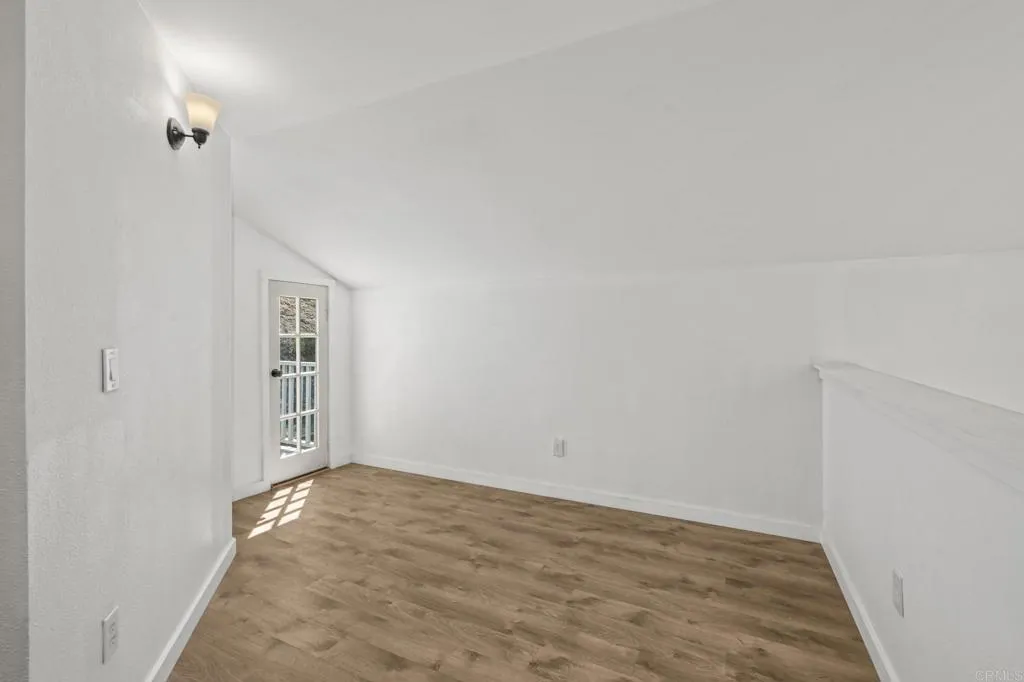 10525 Flora Verda Court