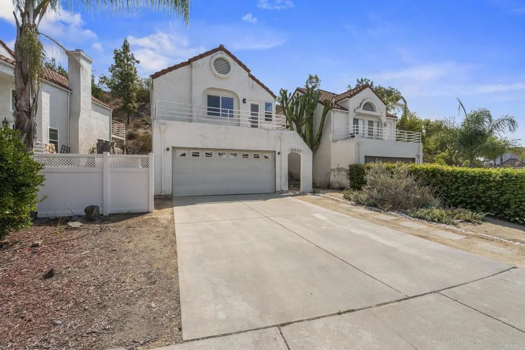 10525 Flora Verda Court