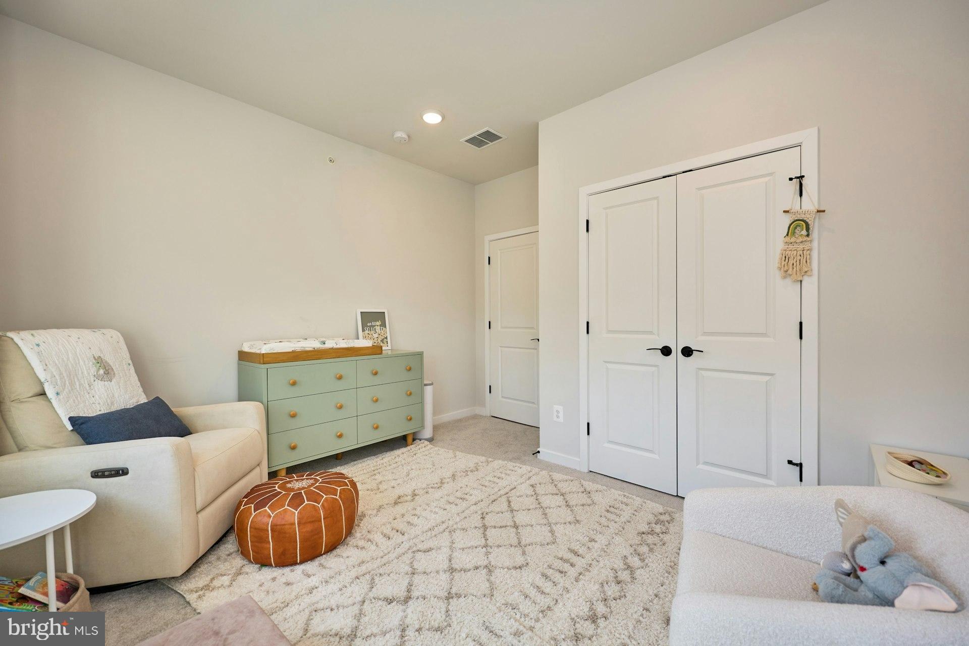 4937 EISENHOWER AVENUE