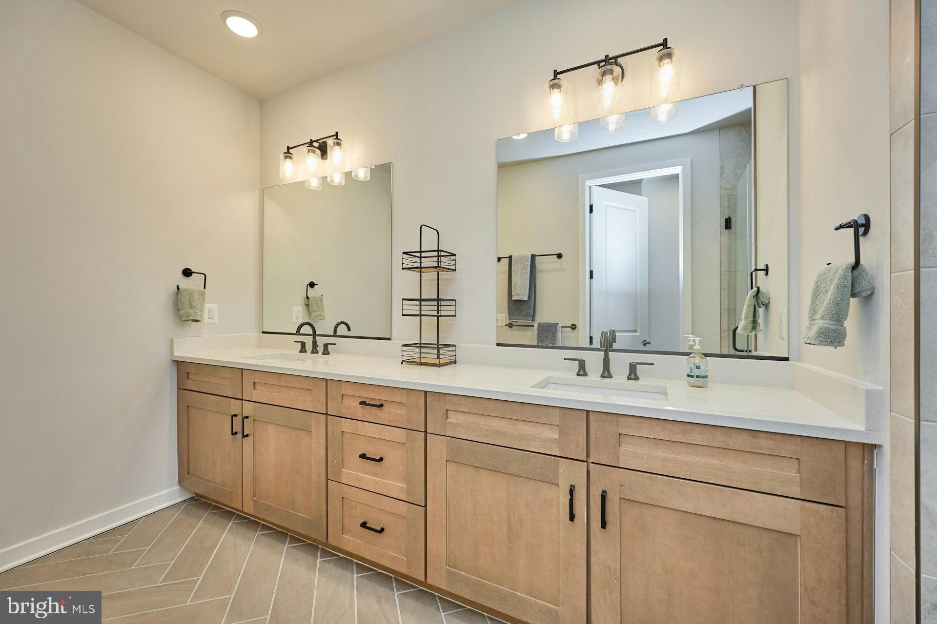 4937 EISENHOWER AVENUE