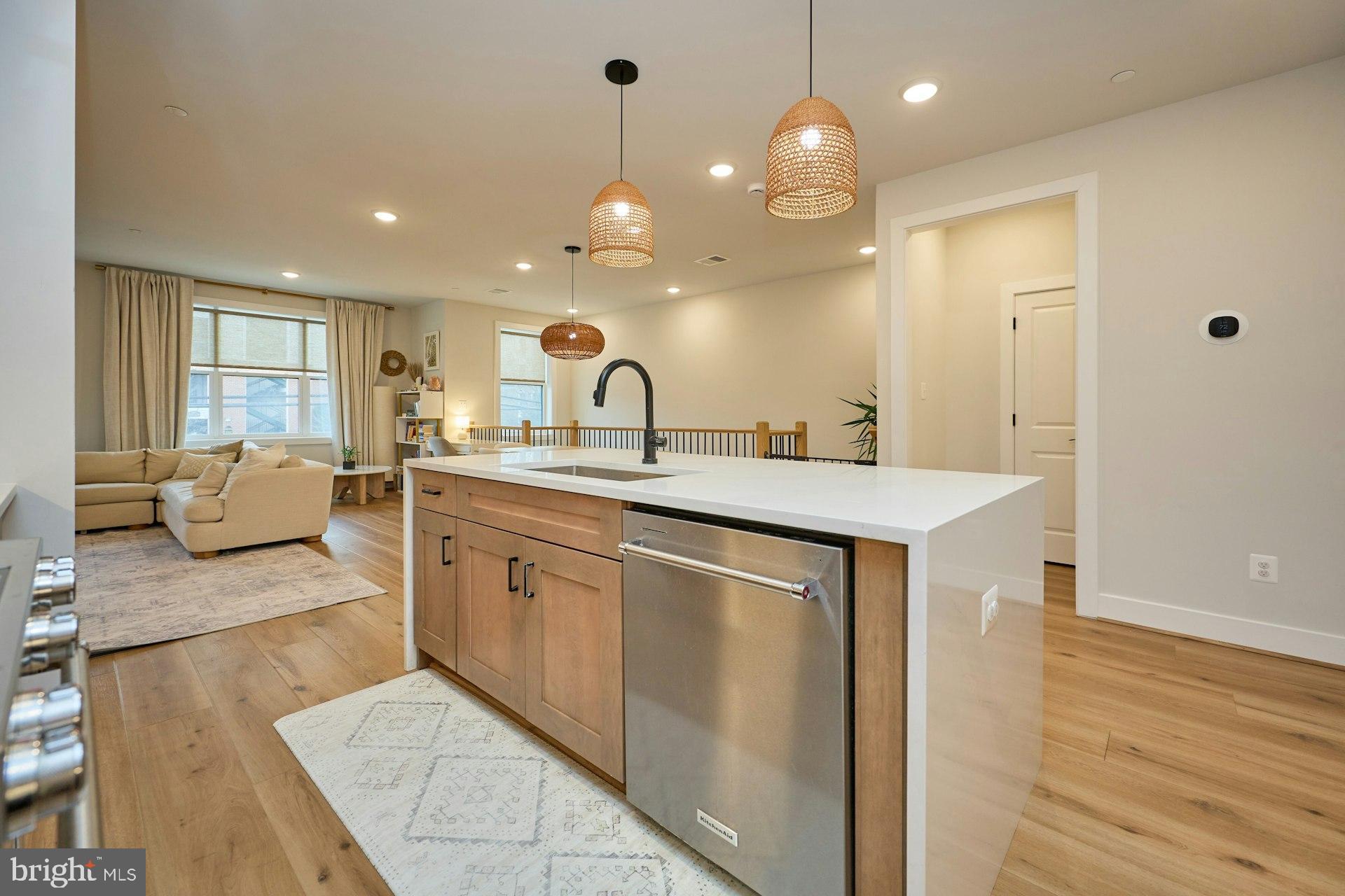 4937 EISENHOWER AVENUE