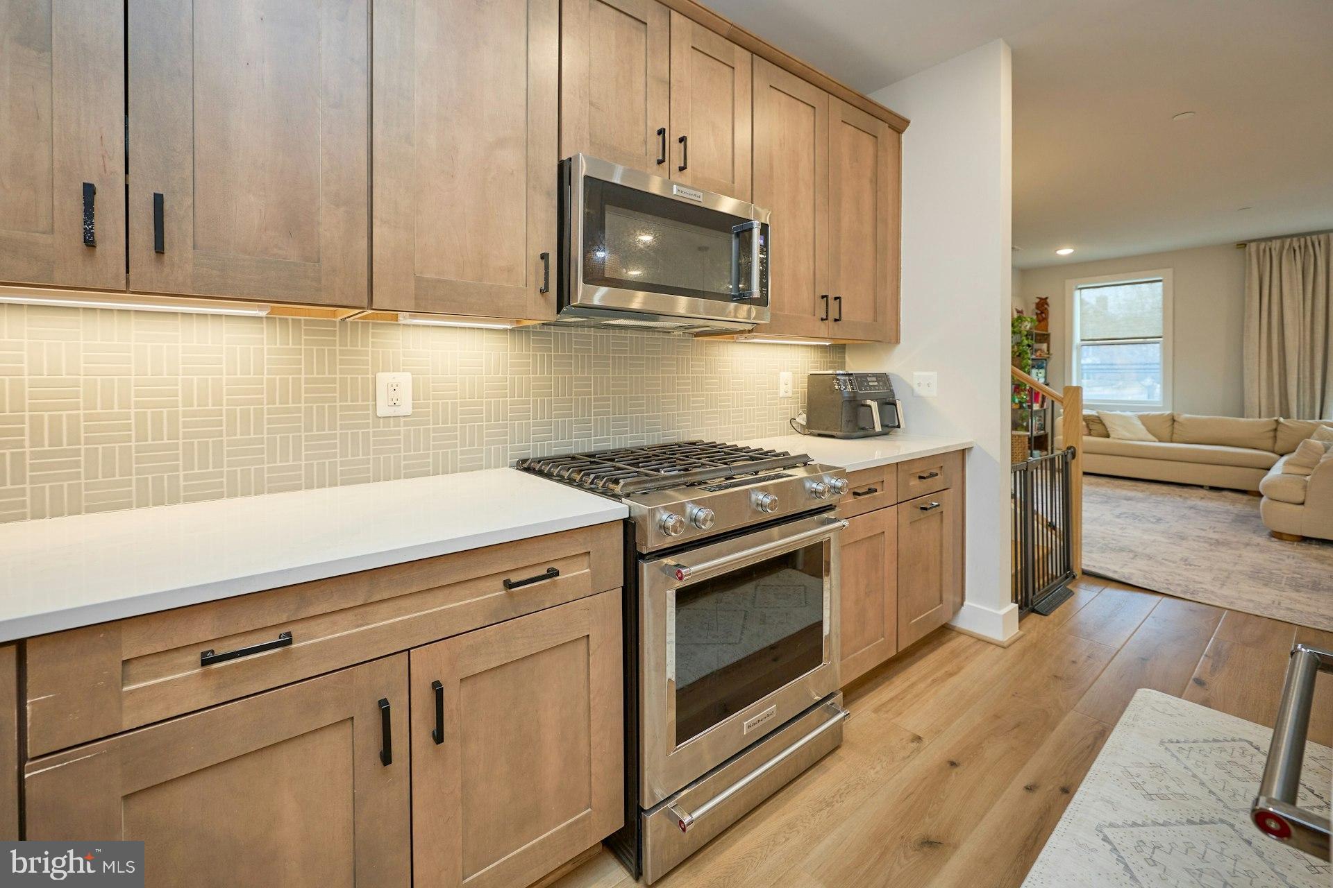 4937 EISENHOWER AVENUE