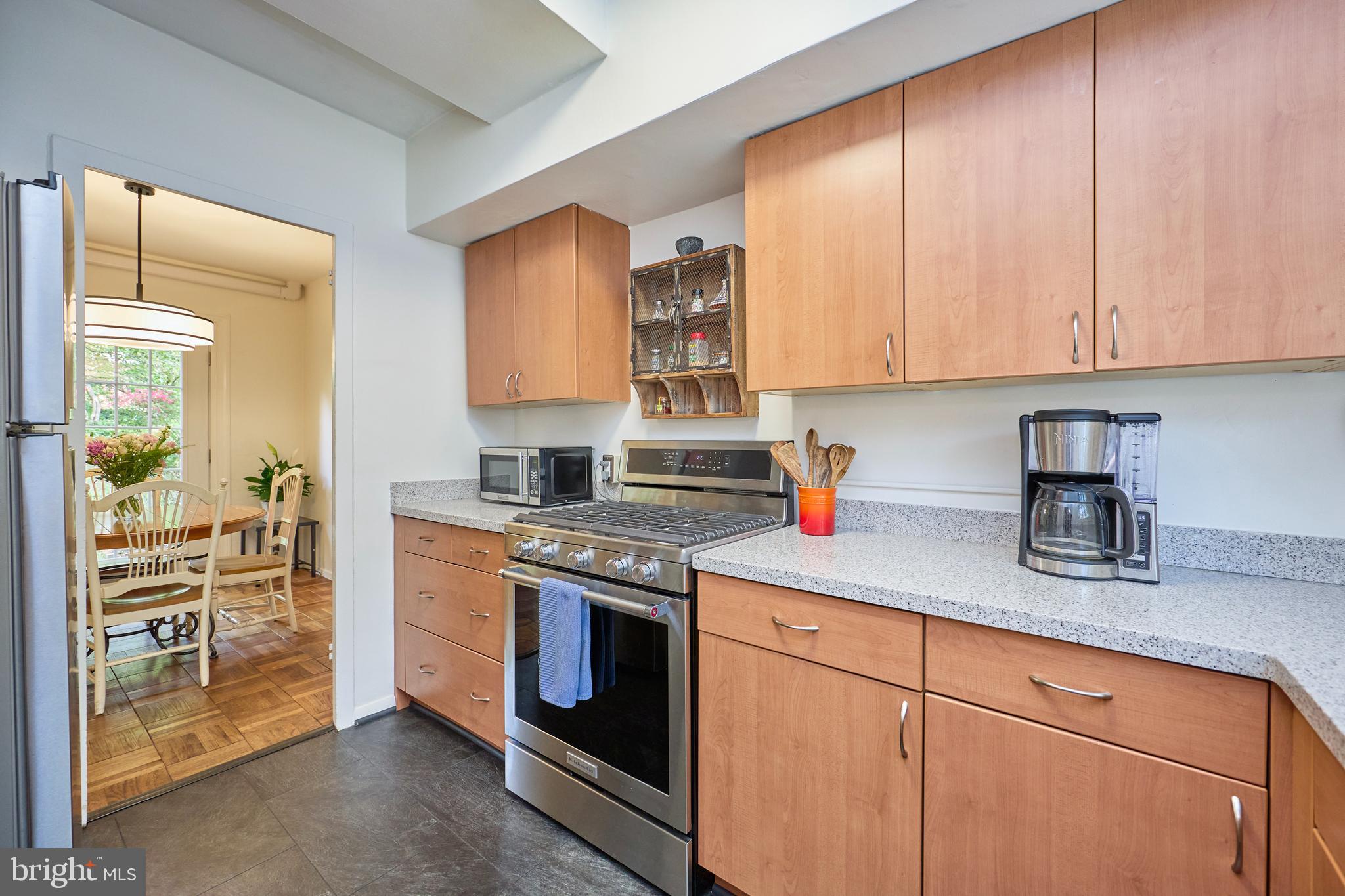1011 BEVERLEY DRIVE 117-10